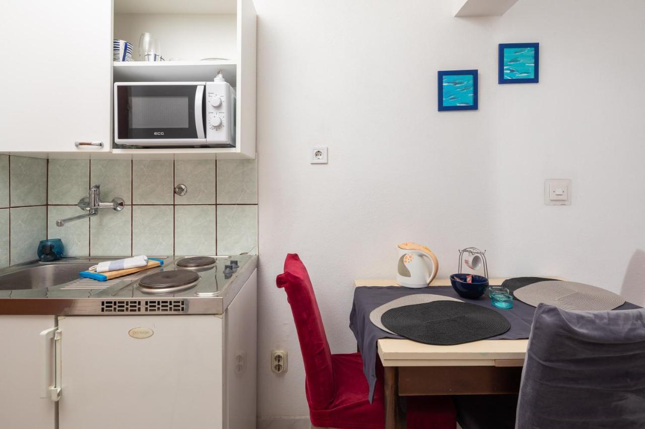 Beach Apartments Borovina Stanici Eksteriør bilde