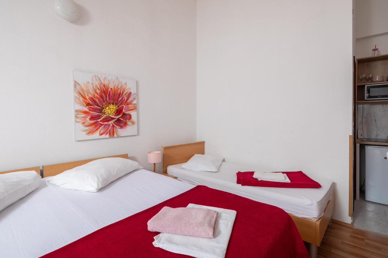 Beach Apartments Borovina Stanici Eksteriør bilde